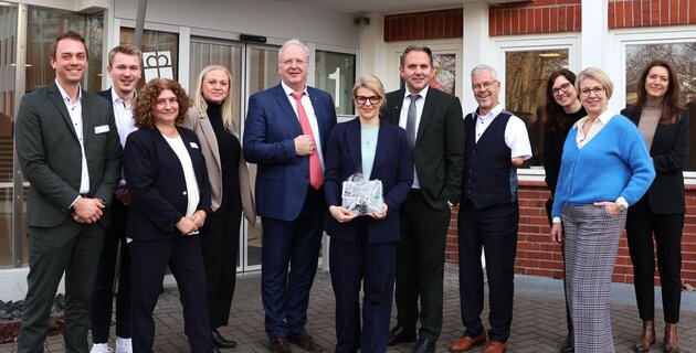 Pflegebevollmächtigte Katrin Staffler zu Besuch.