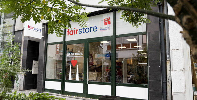 Außenansicht des fairstores am Eigelstein in Köln
