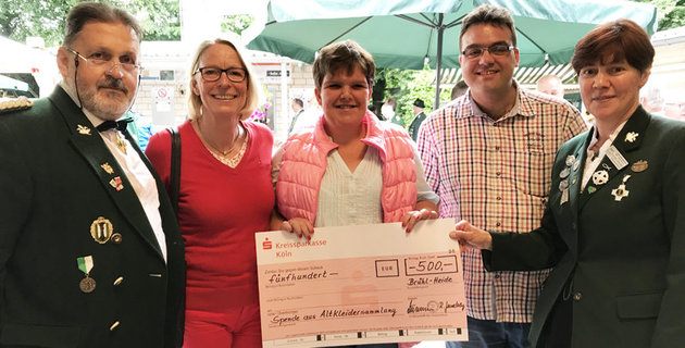 St. Hubertus Schützenbruderschaft spendet 500 Euro St. Hubertus Schützenbruderschaft Brühl-Heide