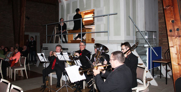 Neujahrskonzert 2016 in Michaelshoven Auftritt der Kölner Dombläser in Michaelshoven