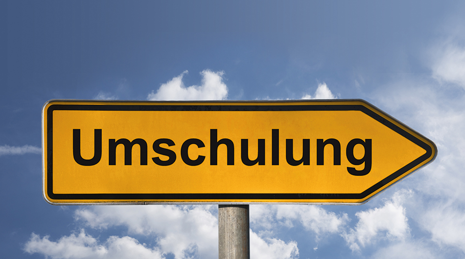 Schild, auf dem Umschulung steht