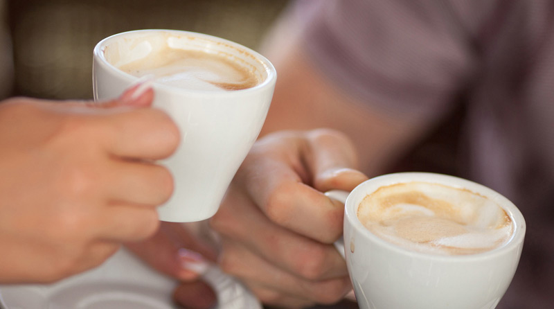 Kaffetrinken in der Partnervermittlung Schatzkiste für Menschen mit psychischer Erkrankung