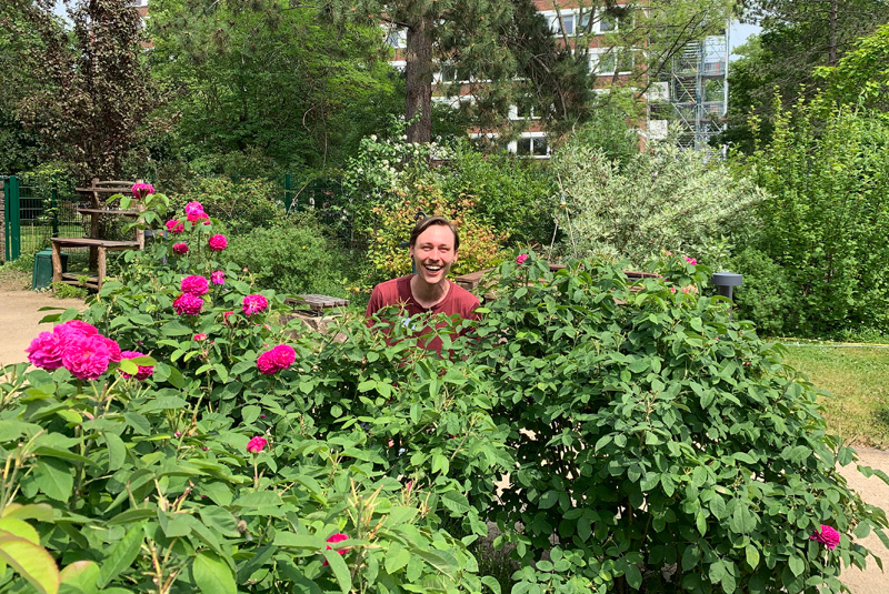 Alexander Polz im Mitmachgarten Alexander Polz im Mitmachgarten